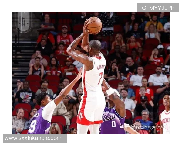 火箭客场逆转犹他爵士，继续保持全胜势头